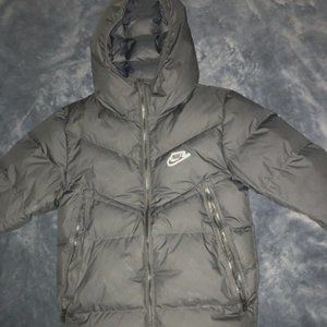 Size XS; (Matte Black) Nike Sports Puffer Jacket